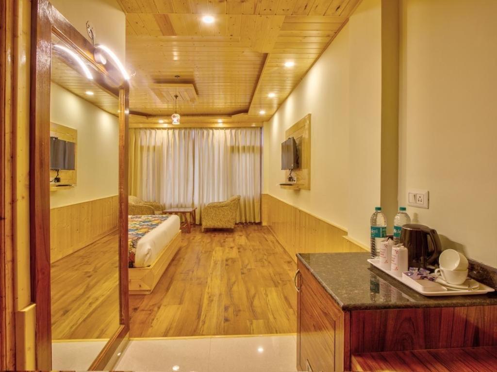 Swastik Grand Manali Hotel Eksteriør billede