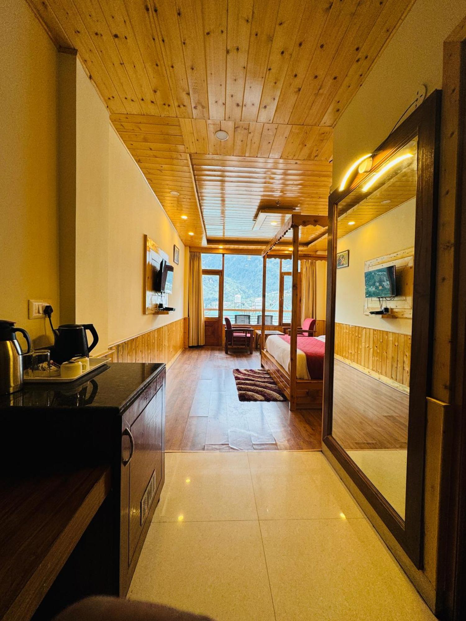 Swastik Grand Manali Hotel Eksteriør billede
